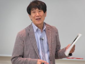 辻・本郷グループ会長　本郷孔洋　客員教授による特別講義「起業すれば勝てる時代」開催報告