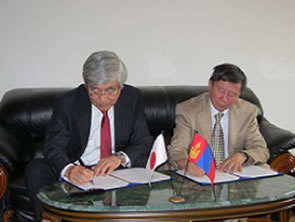 モンゴル　国立モンゴル科学技術大学と交流協定を締結