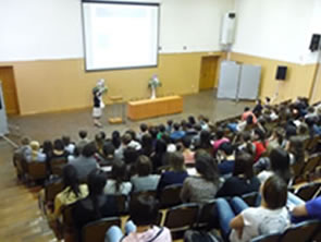 ロシア　ハバロフスク国立経済法律大学にて特別講義