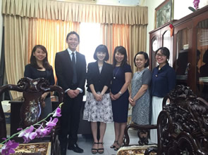 ベトナム　ハノイ国家大学外国語大学を訪問